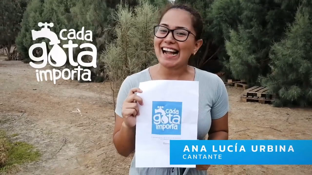 ¿Cómo ha demostrado Ana Lucía Urbina su fuerza y determinación?
