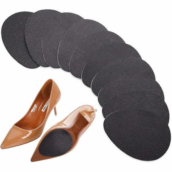 ¿Cómo evitar el uso de zapatos de tacón?