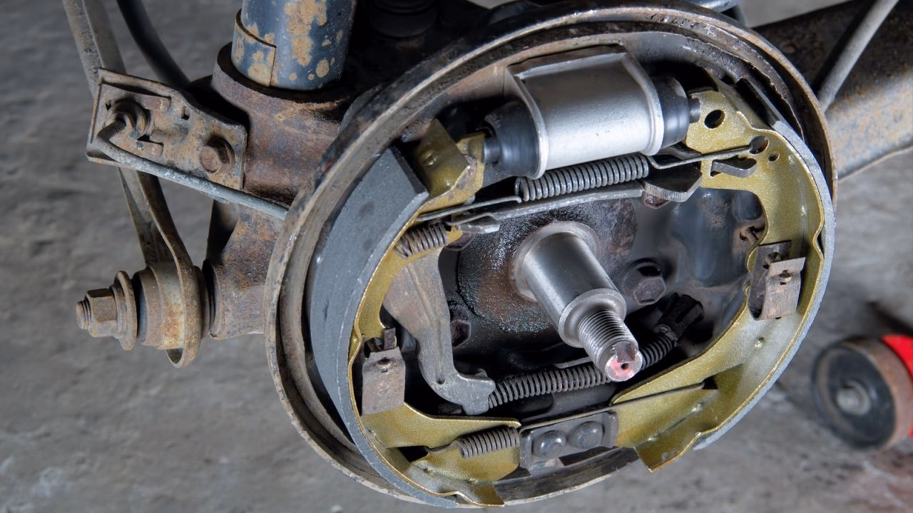 ¿Por qué mi Zapata de freno se pone esponjosa?