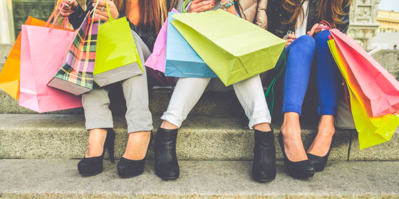 ¿Cuál es el impacto de los bienes intermedios en la economía?