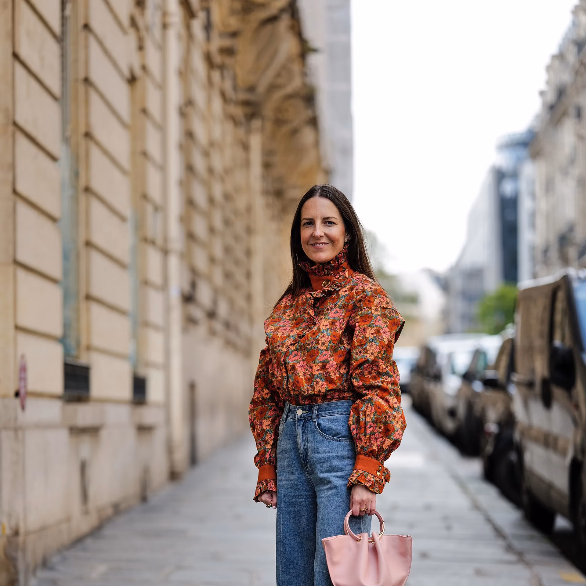 ¿Cómo se usa la Blusa floreada?