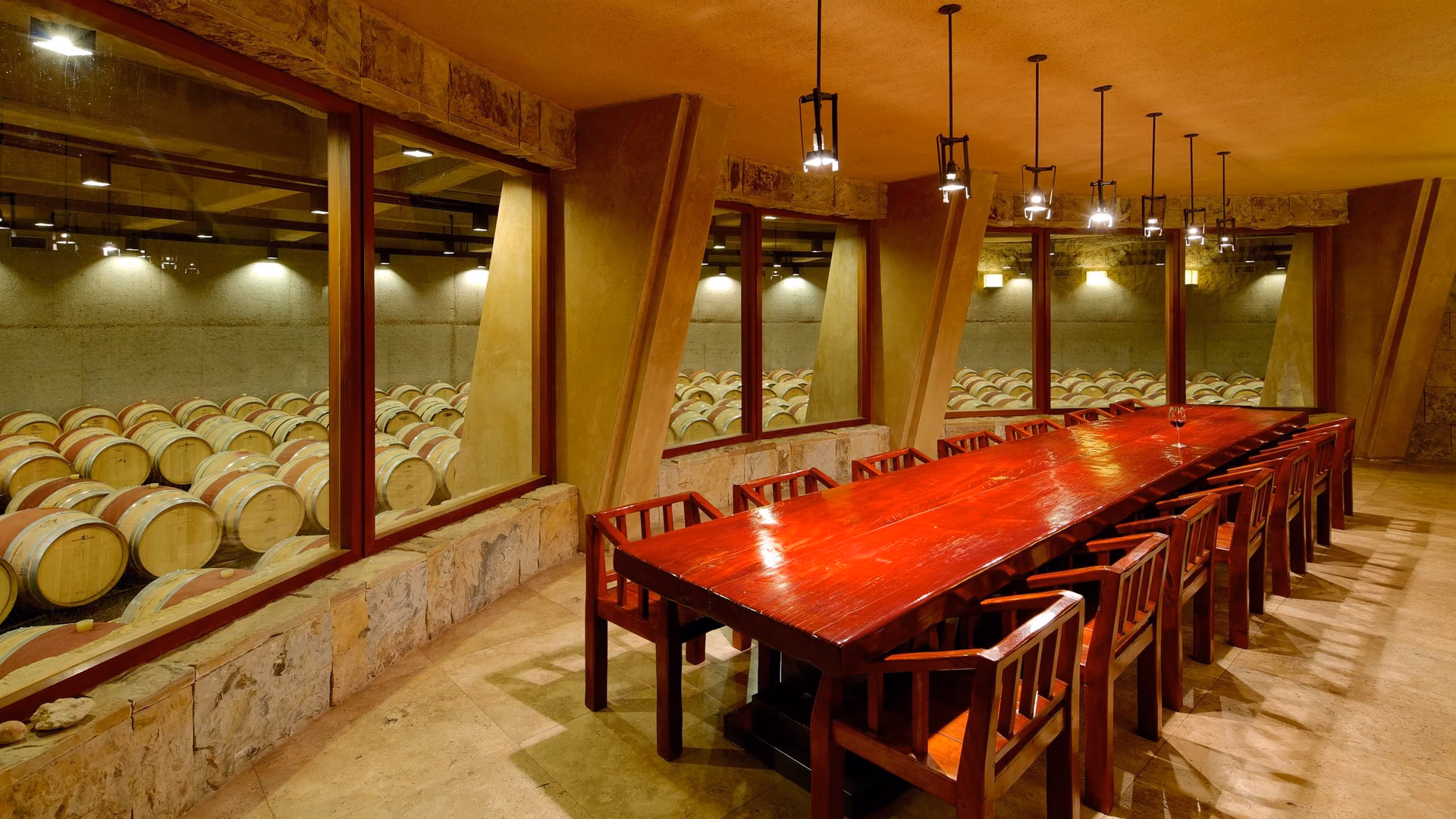 ¿Dónde se encuentran los viñedos de Catena Zapata?