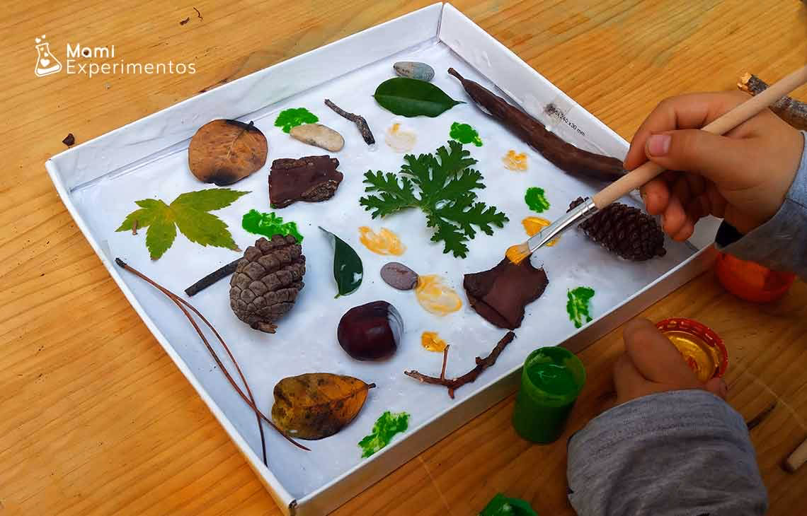 ¿Cómo ayudan las actividades en cajas de zapatos a los niños Tea?