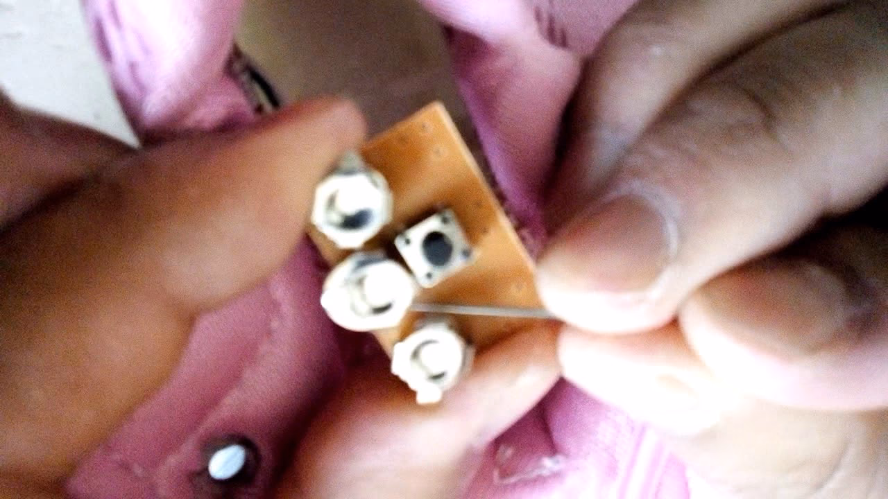 ¿Qué material utilizan los zapatos para hombre de Crocs?