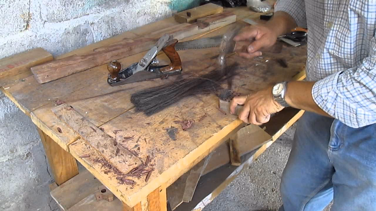 ¿Cómo hacer un líquido lustrador casero?