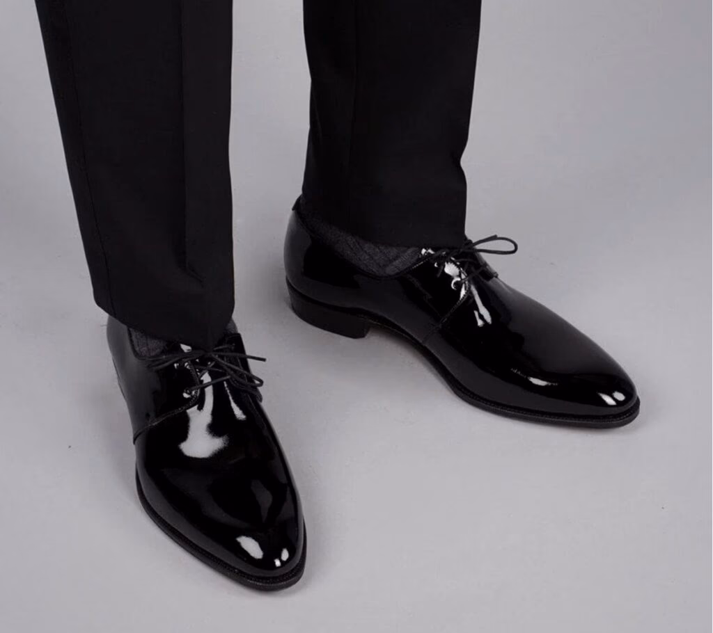 ¿Cómo eliminar los rayones de los zapatos?