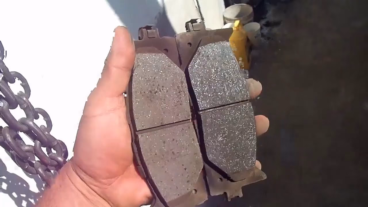 ¿Cómo prevenir la cristalización de las balatas y los discos de un auto?