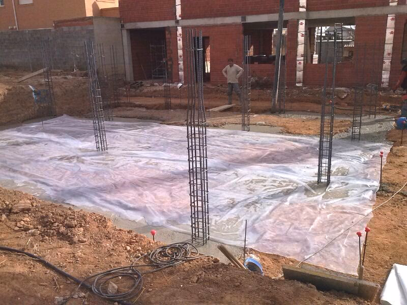 ¿Cuál es la importancia de la temperatura en el fraguado?