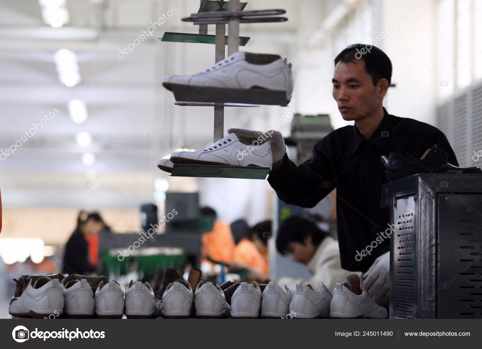 ¿Cuál es el impacto económico de la industria del calzado?