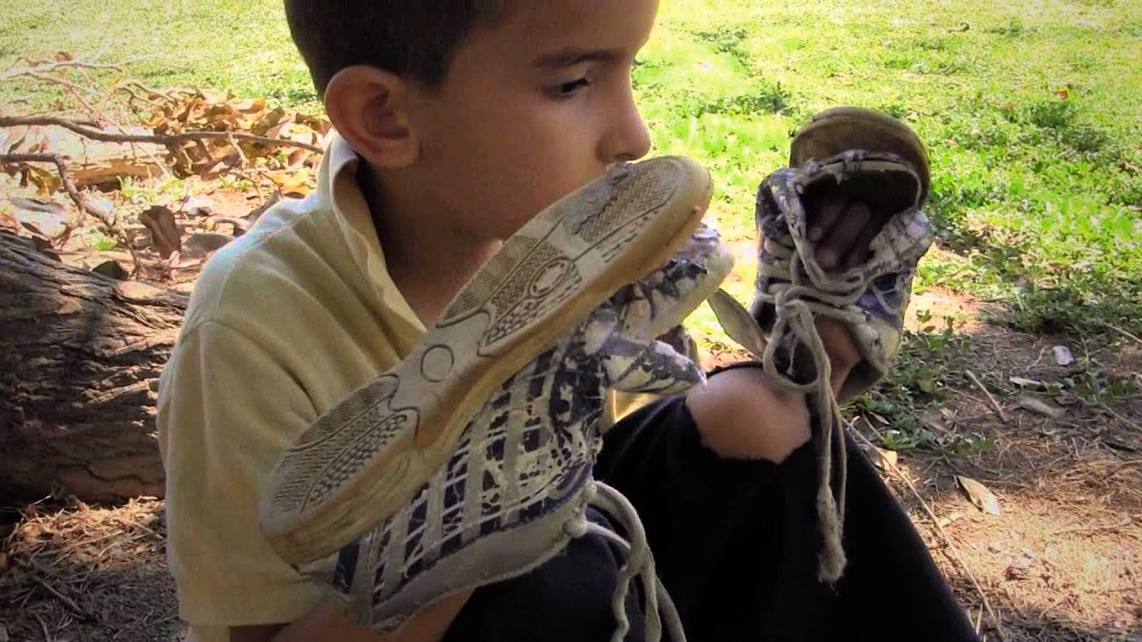 ¿Dónde pueden los niños dejar el zapato?