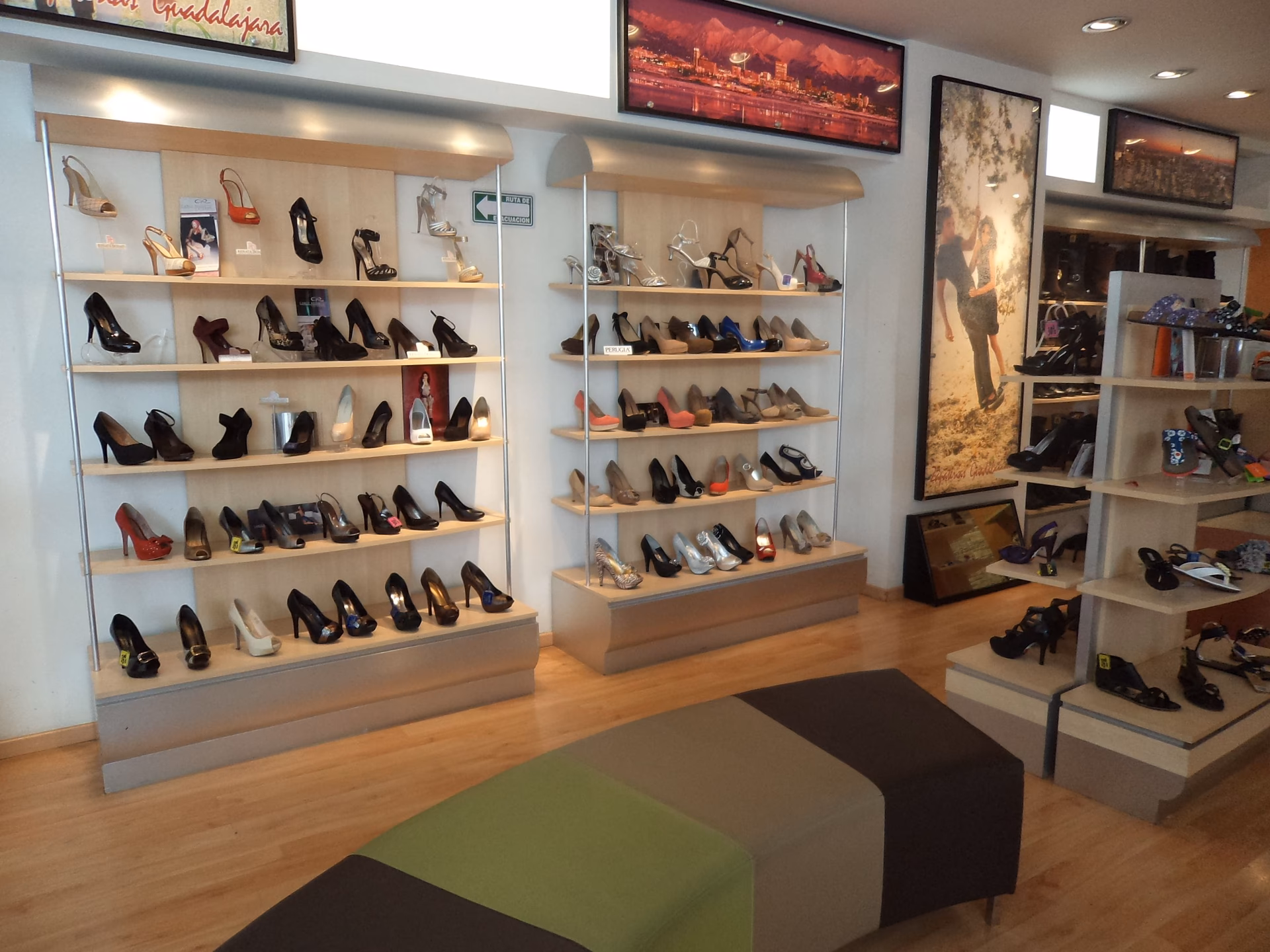 ¿Cómo montar un negocio de zapatos?