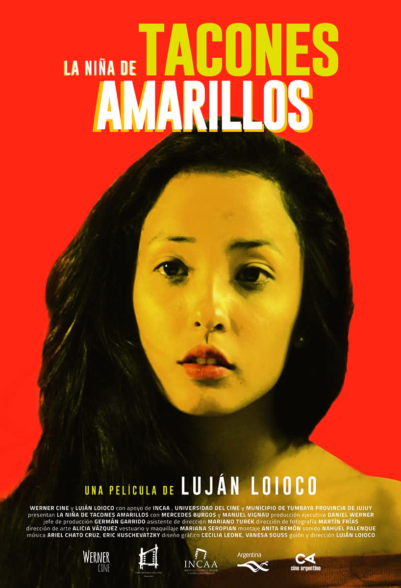 ¿Con qué prendas combinan mejor los zapatos amarillos?