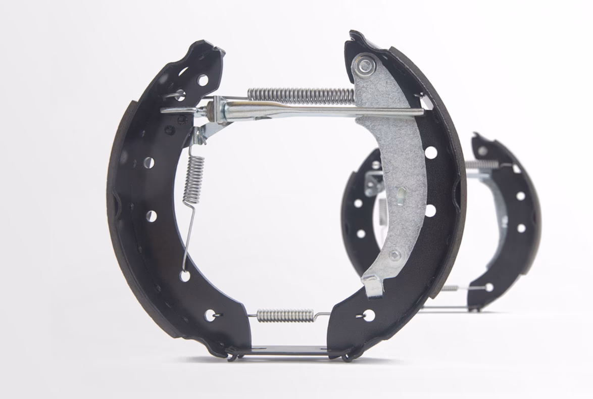 ¿Qué le pasó a un auto en la calle Emiliano Zapata?