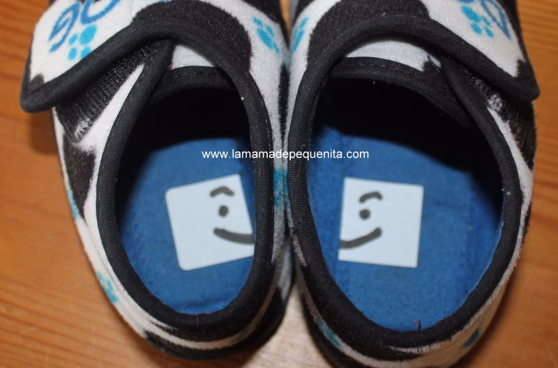 ¿Por qué los zapatos se voltean al revés?