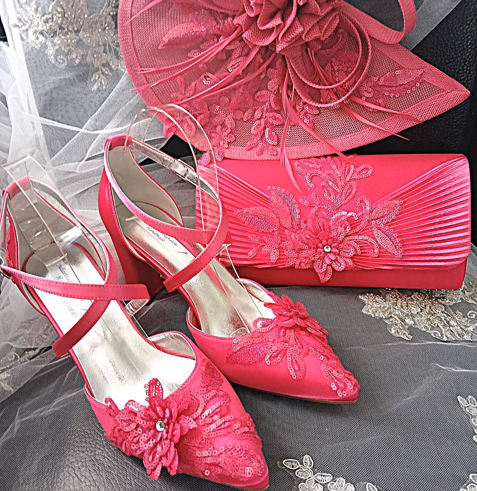 ¿Cómo comprar un vestido color coral al mejor precio?