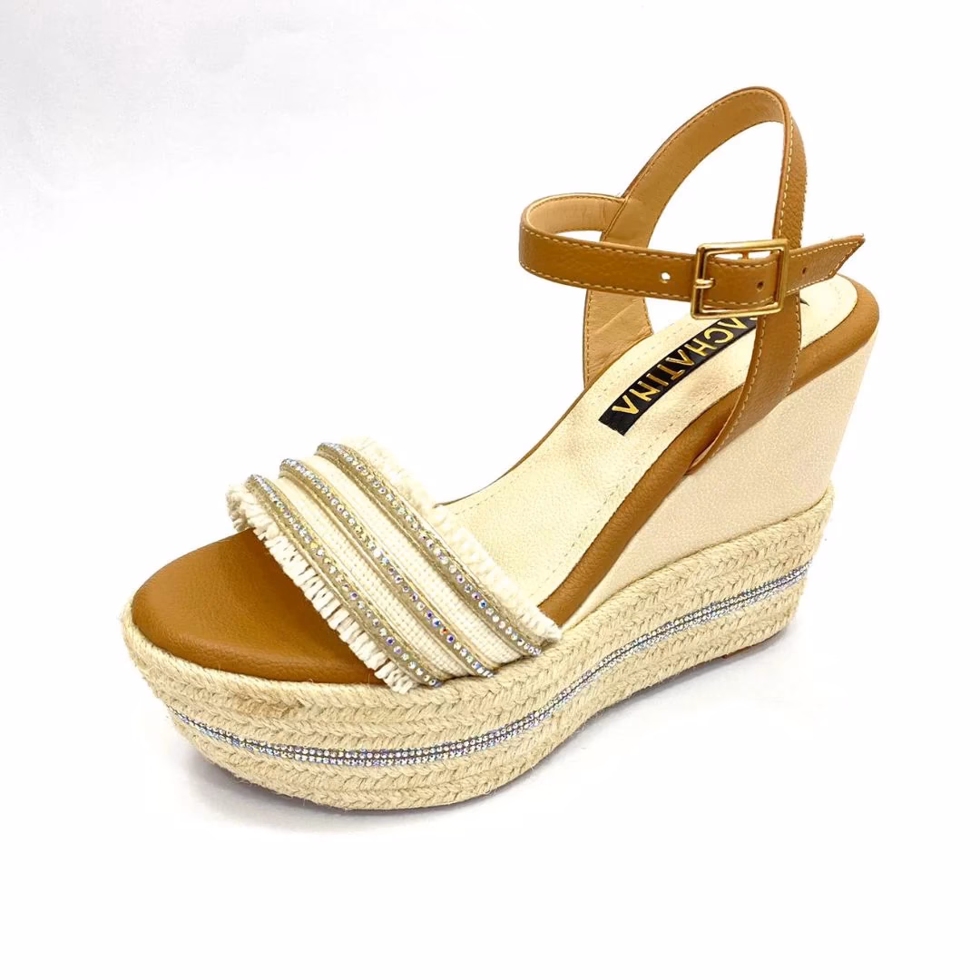 ¿Qué ofrece Nazaria Zapatos para lucir a la moda?