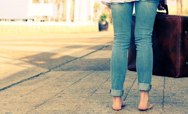 ¿Por qué se deforma el pie al usar zapatos?