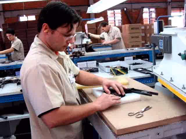 ¿Cuáles son los fabricantes de perfiladores dobles?