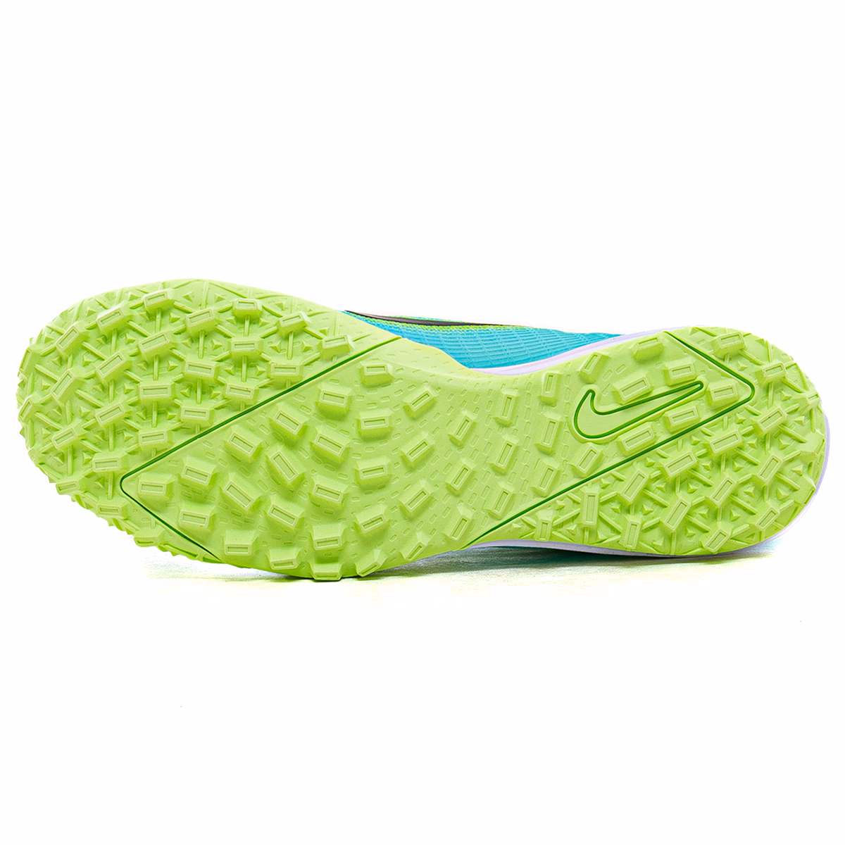 ¿Qué calzado buscan los Futbolistas de toque, talento y juego en espacios reducidos?