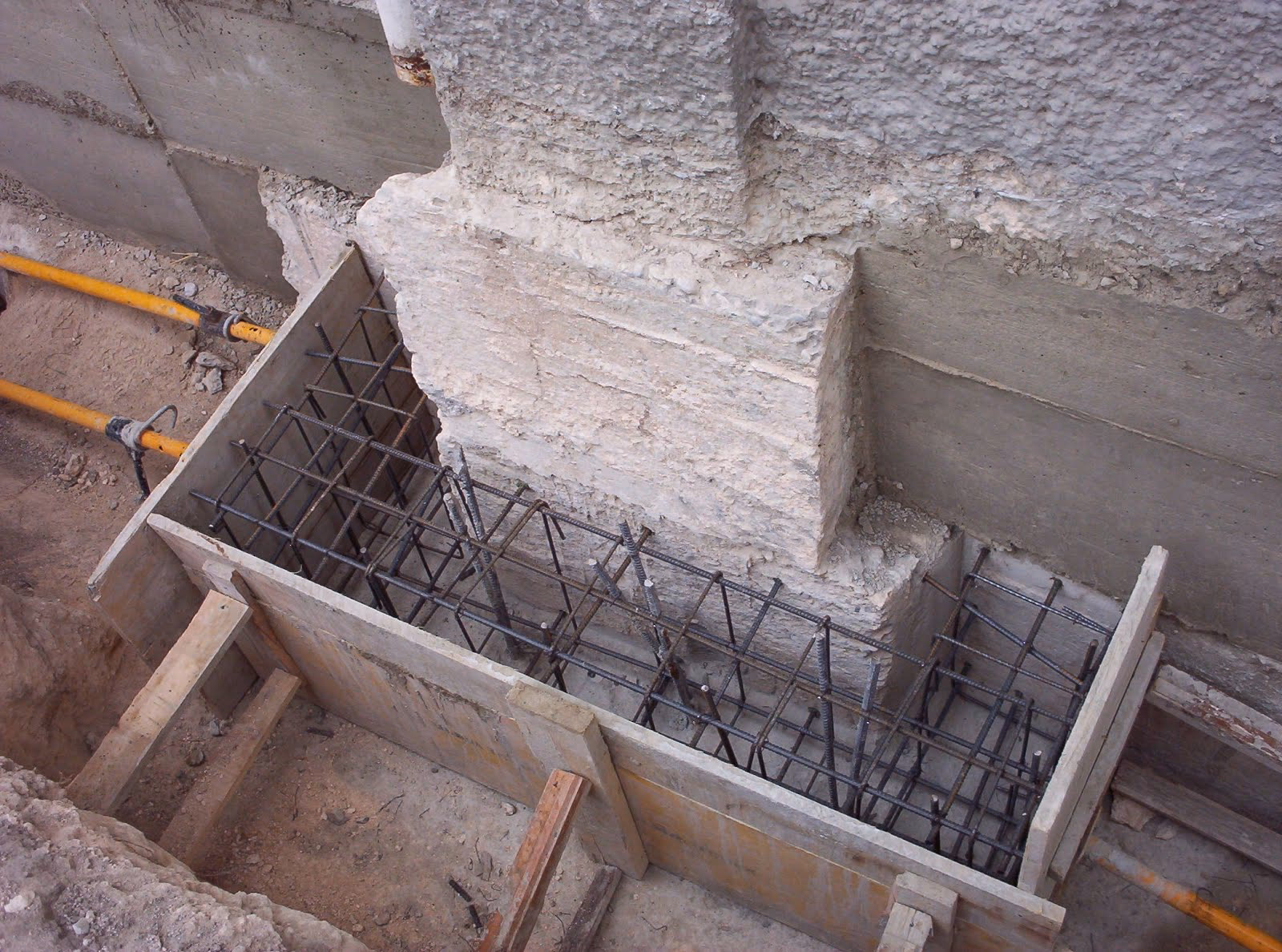 ¿Cuáles son los problemas del rasante en las zapatas aisladas?