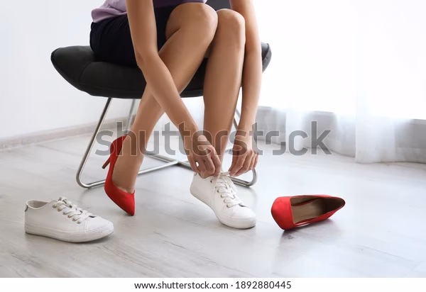 ¿Cómo evitar que se salgan los zapatos?