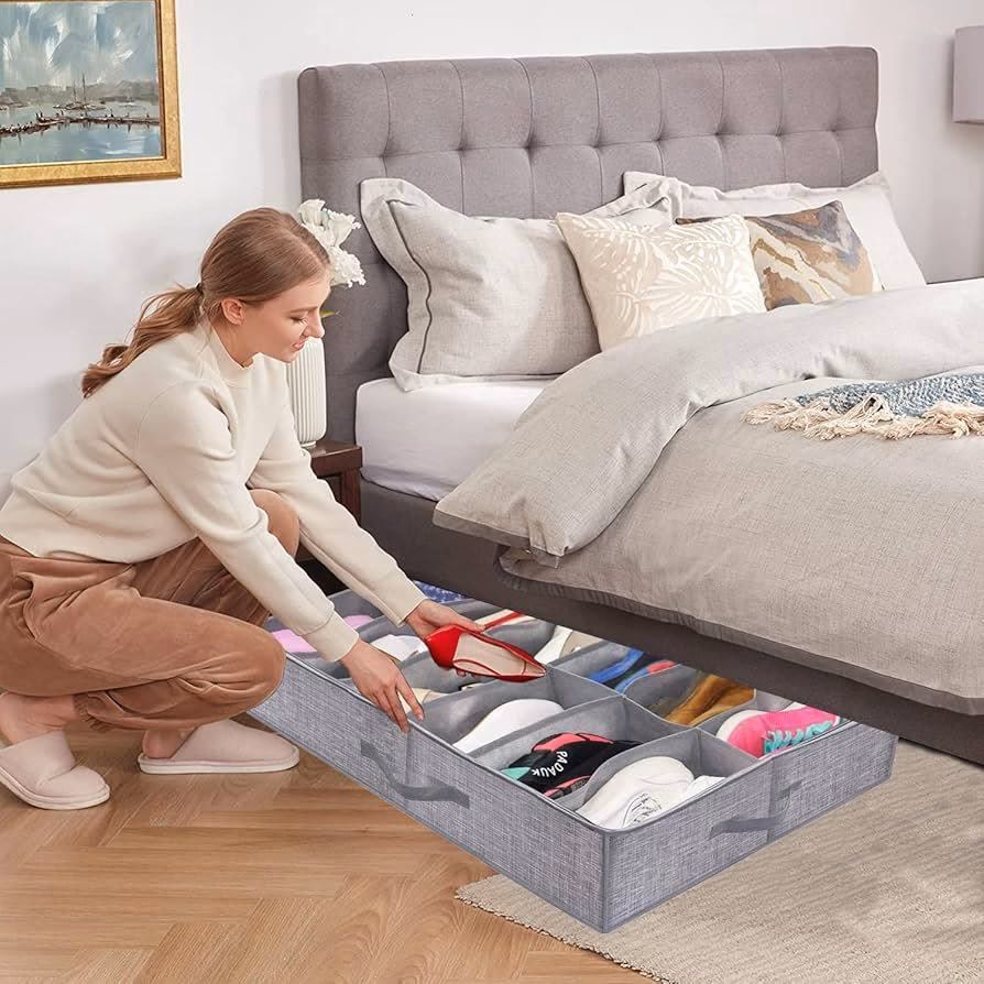 ¿Qué significa poner los zapatos en cruz debajo de la cama?