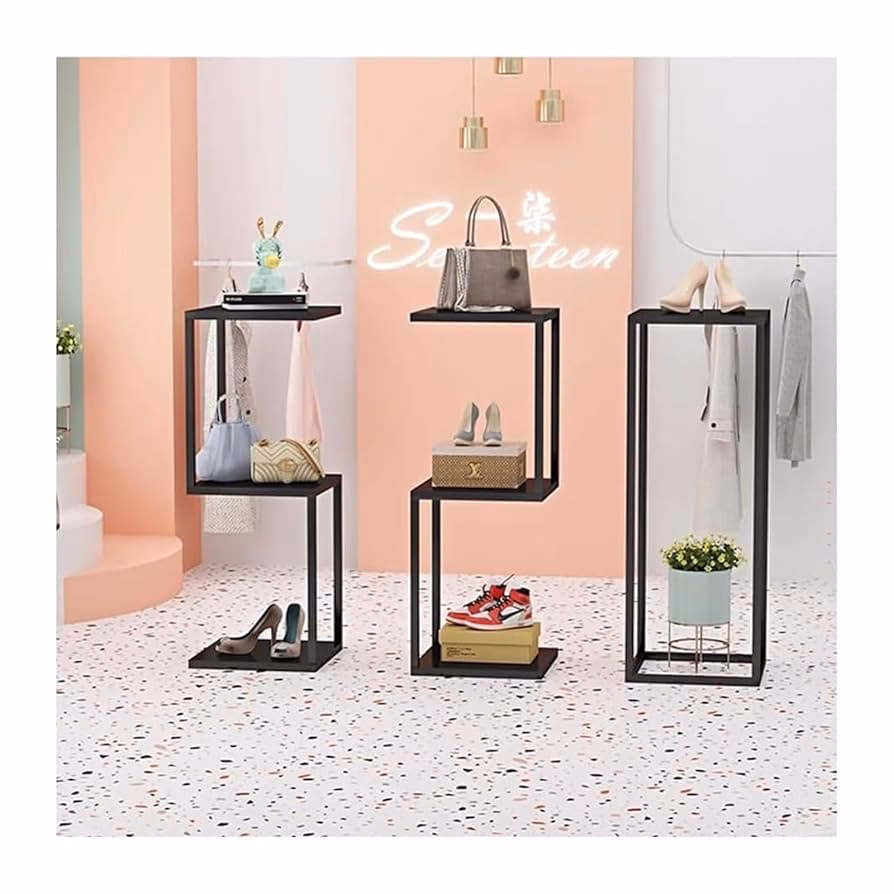 ¿Cómo captar la atención del usuario con el escaparate de la zapatería?