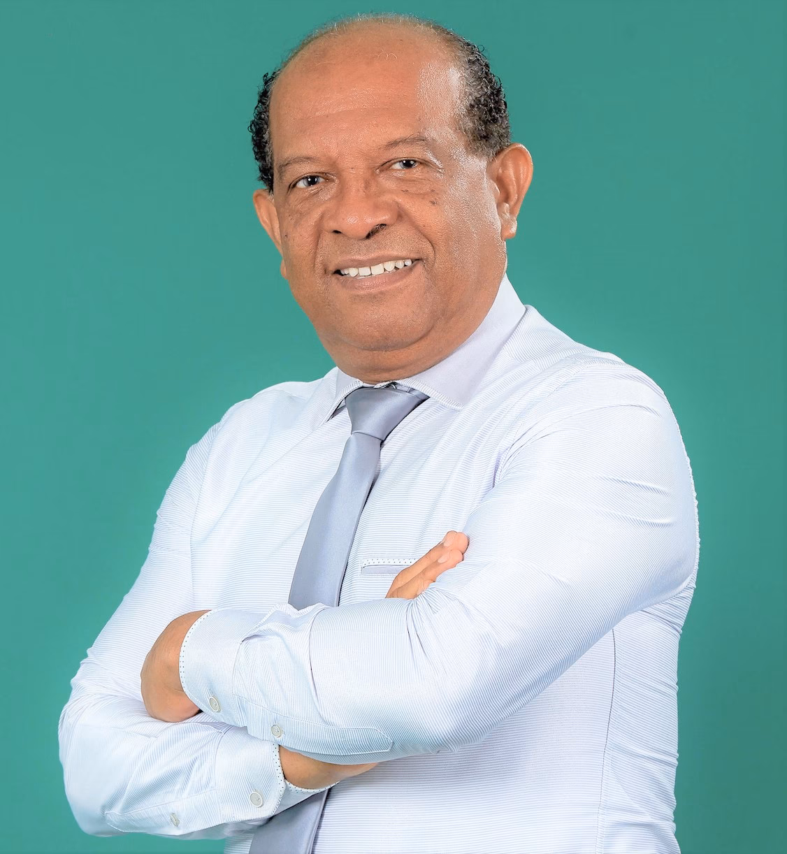 ¿Quiénes son los asesores de la tesis?