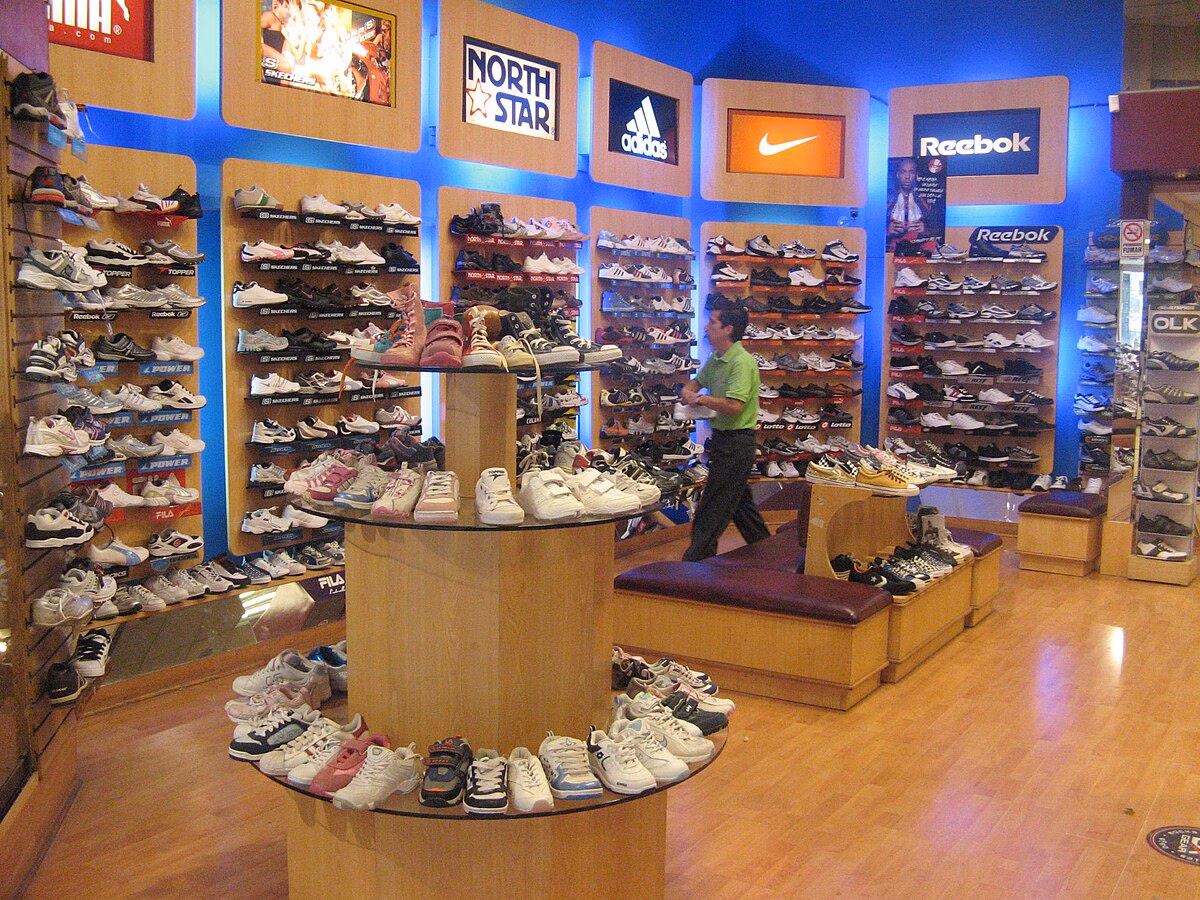 ¿Qué quiere decir no deberías beber en una tienda de zapatos?