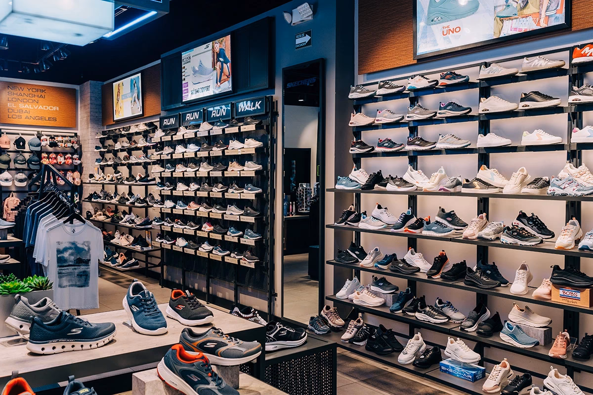 ¿Qué marcas de calzado ofrece Payless El Salvador?