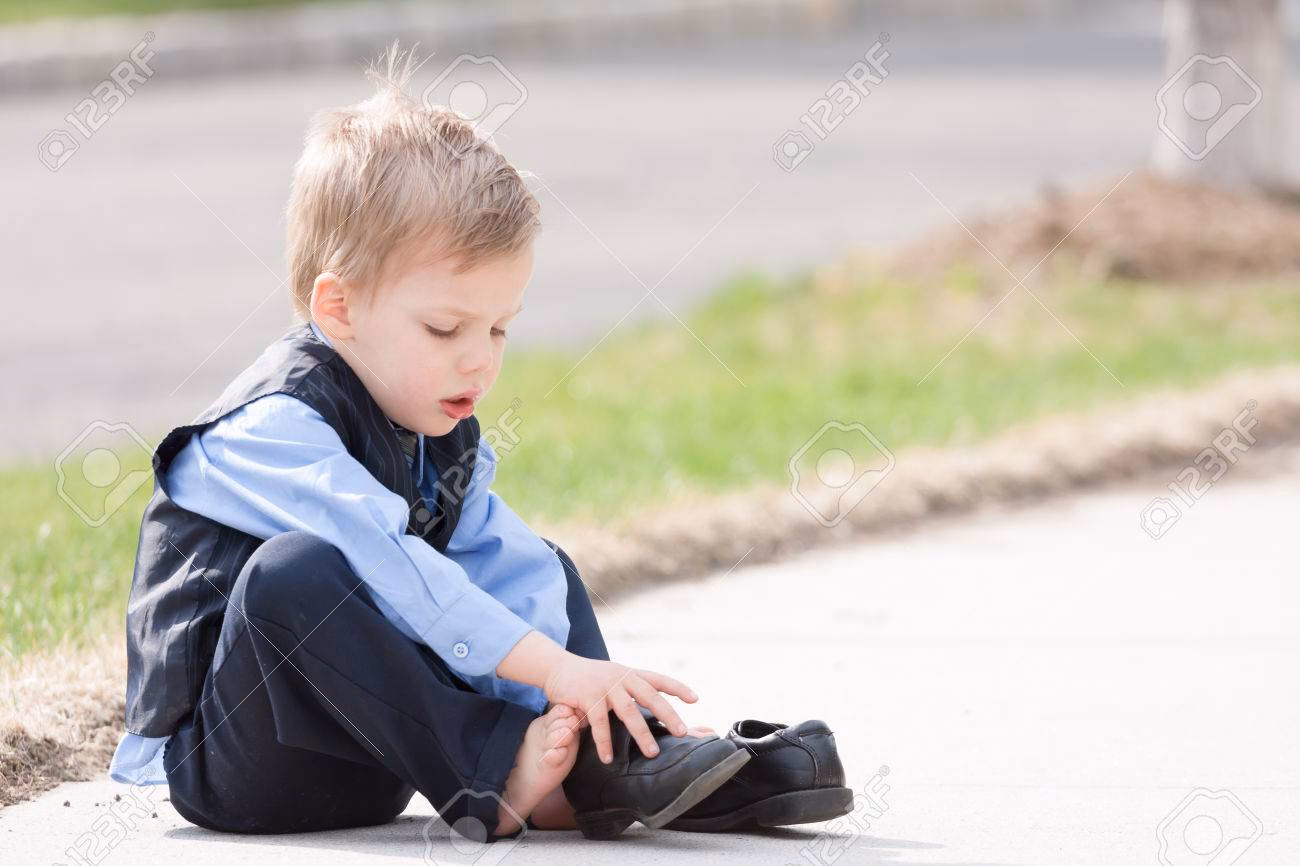 ¿Cómo saber si un zapato infantil es adecuado o ya no le sirve al niño?