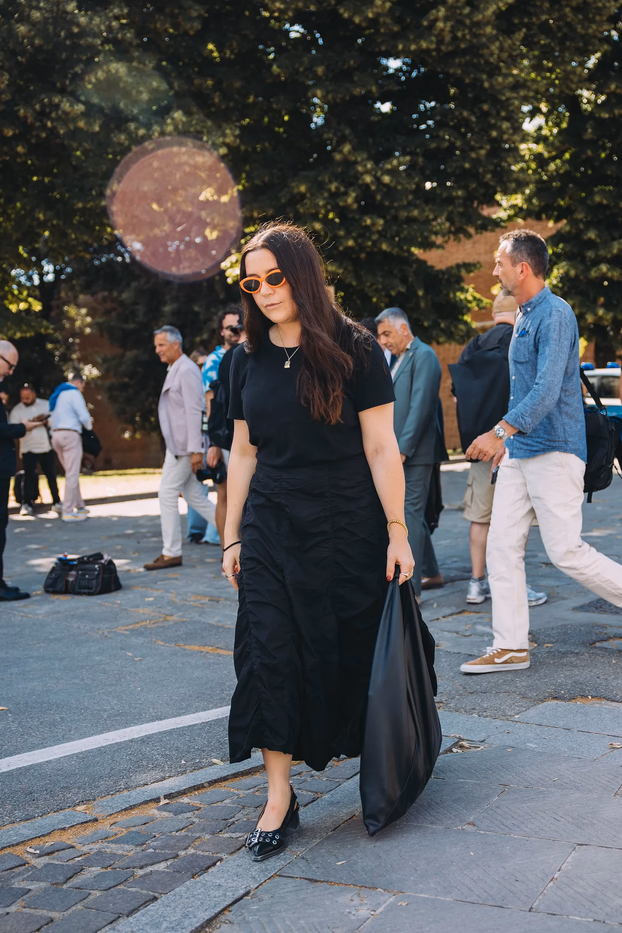 ¿Qué tipo de zapato se usa para vestidos negros?