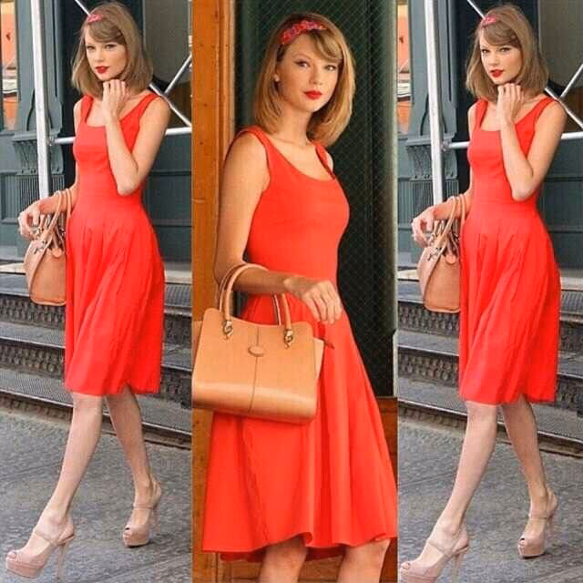 ¿Qué accesorios pueden complementar el look del vestido rojo?