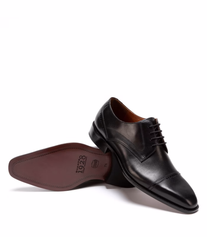 ¿Qué son los zapatos con suela de cuero natural?