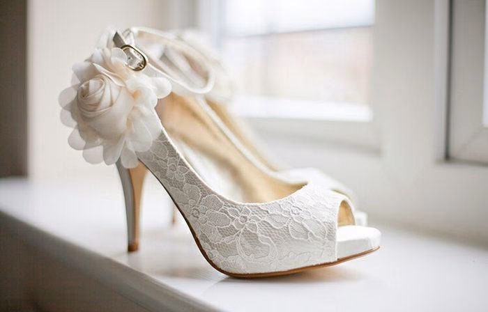 ¿Cuántos tacos tiene el vestido de novia?