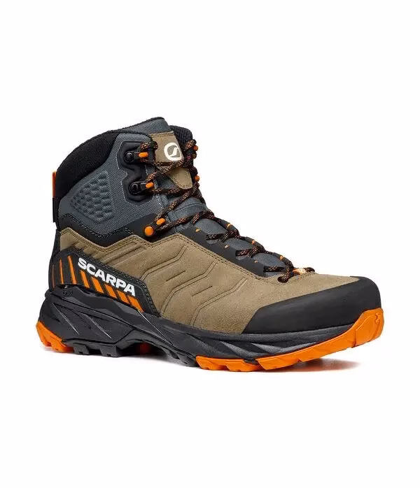 ¿Qué ropa se usa para hacer un Trek?