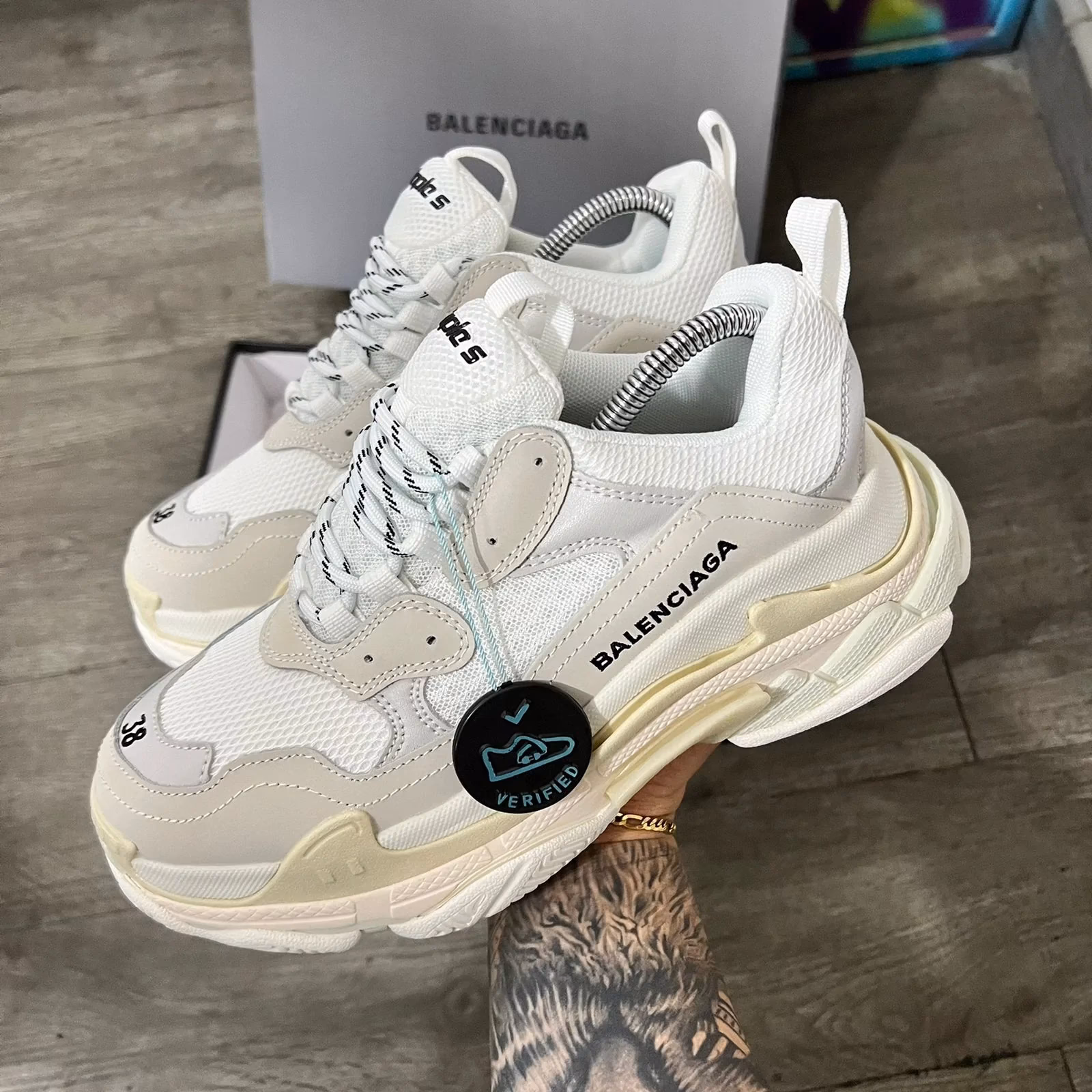 ¿Cuál es la nueva colección de calzado de Balenciaga?