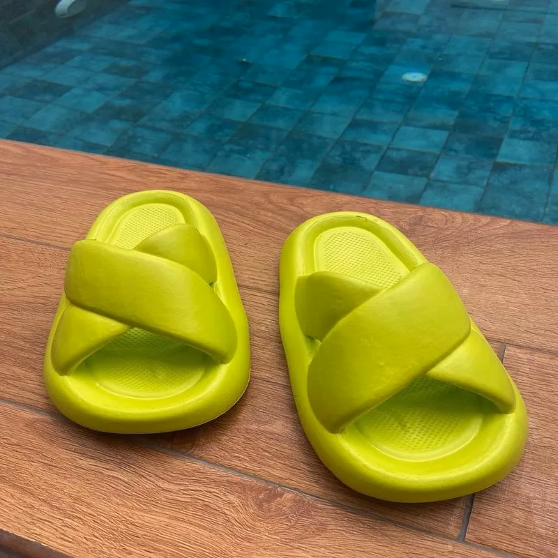 ¿Quién es el organizador del Salón de zapatos de la princesa Carolina?