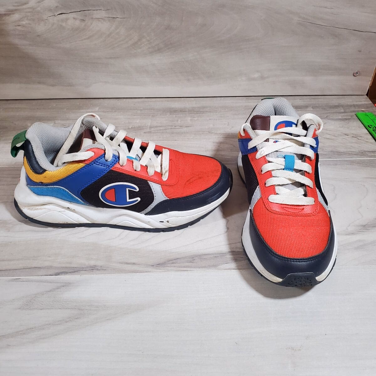 ¿Qué marca es Champion?