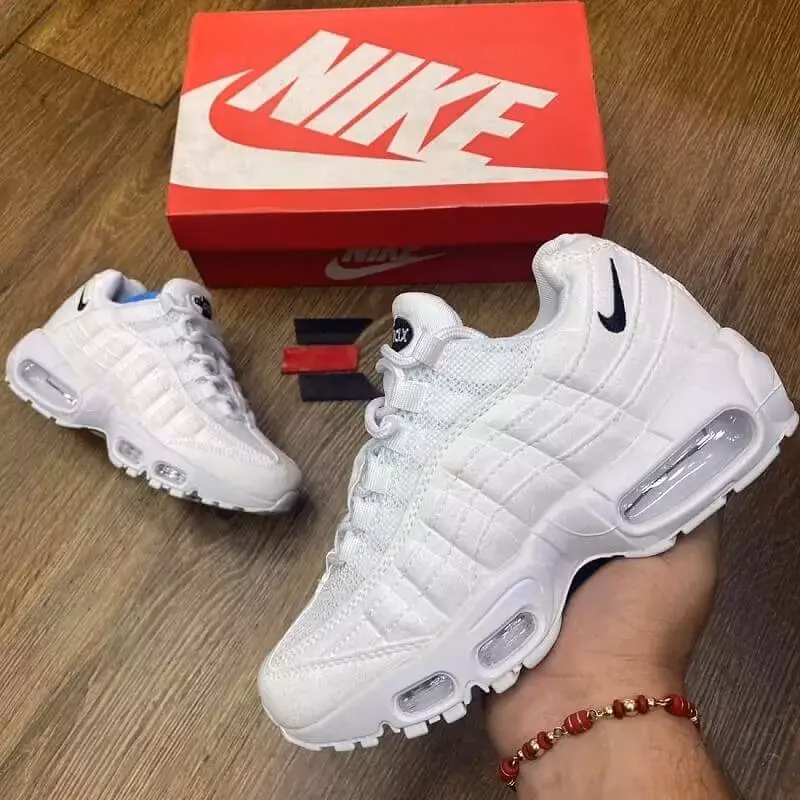 ¿Quién propuso las primeras cámaras de aire en las zapatillas?