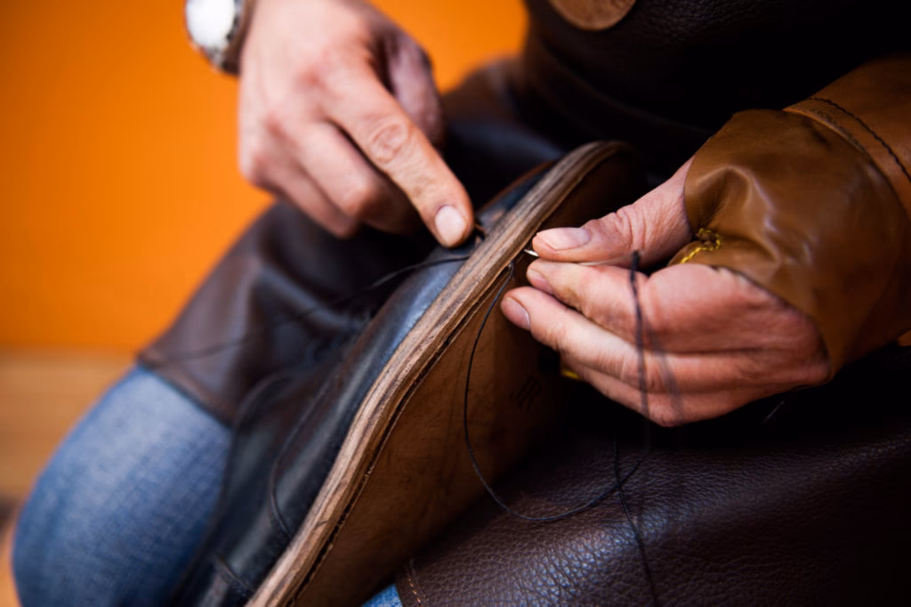 ¿Cómo se hace el cosido de calzado?