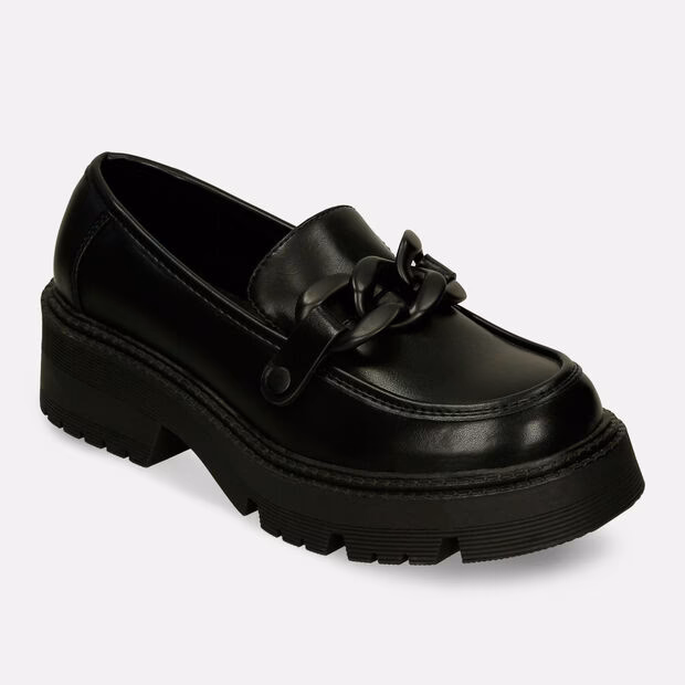 ¿Dónde puedo comprar zapatos y botas para dama?