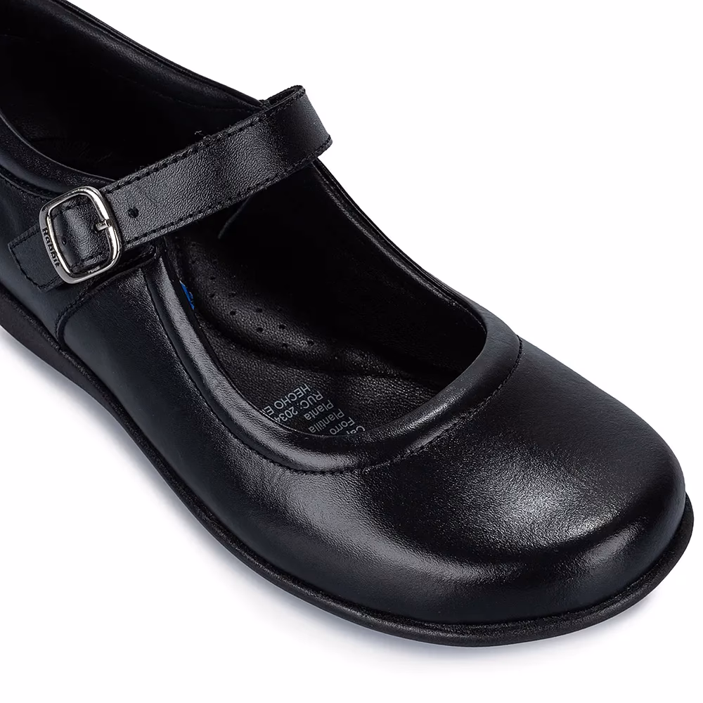 ¿Dónde se fabrican los zapatos escolares de cuero?