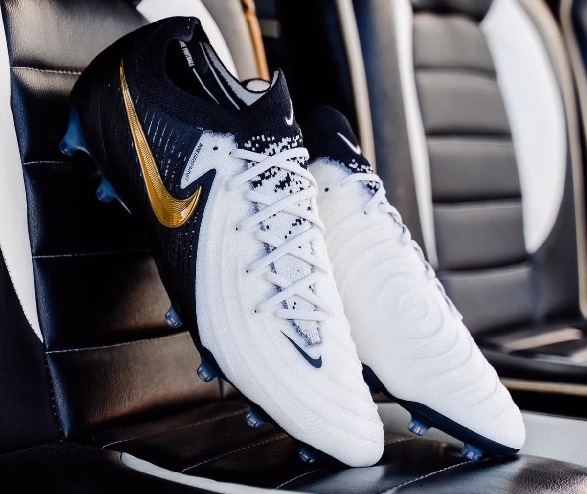 ¿Cuáles son los mejores zapatos de fútbol unisex?