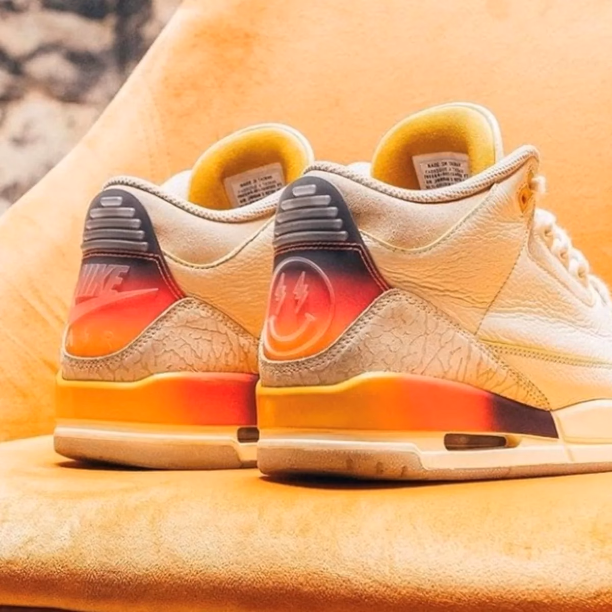 ¿Cuál es el color de las sneakers de J Balvin?