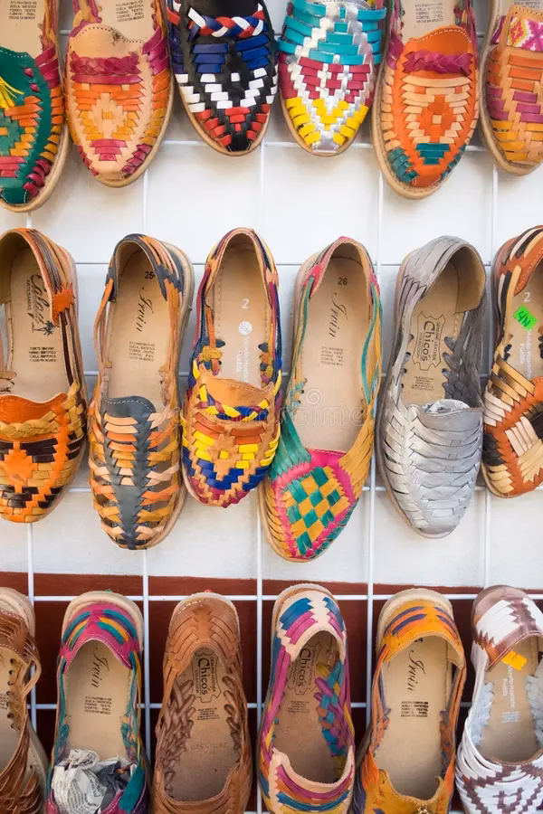 ¿Cuáles son los Zapatos mexicanos de moda para mujer?