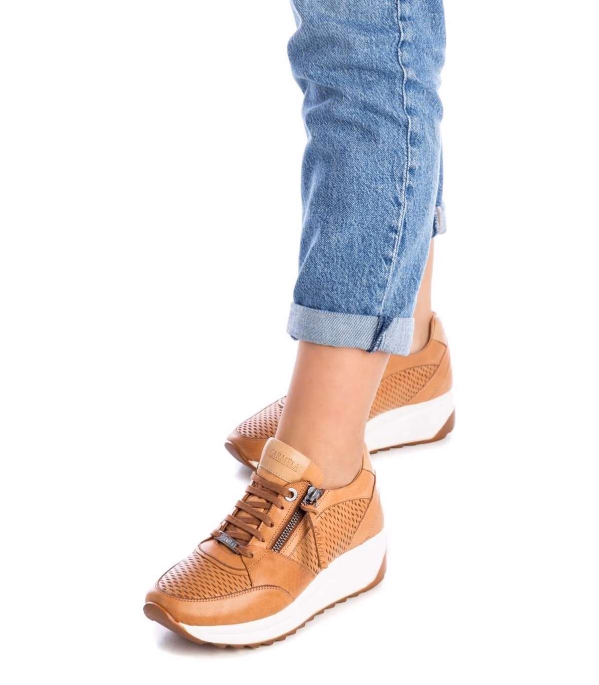 ¿Cuáles son los colores de calzado mujer Carmela Shoes?