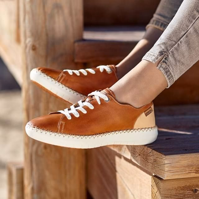 ¿Qué marca es Pikolinos?