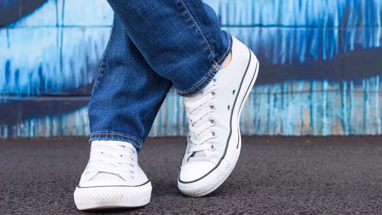 ¿Por qué los zapatos planos no son buenos para los pies?