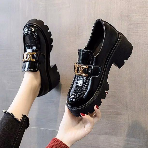 ¿Cómo se vestía un hombre vestido sólo con calzas y jubón?